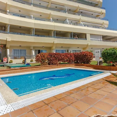 Main Floor Heated Pool Aircon Wifi * أذيخي
